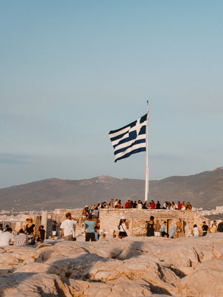 Le drapeau grec à l'Acropole