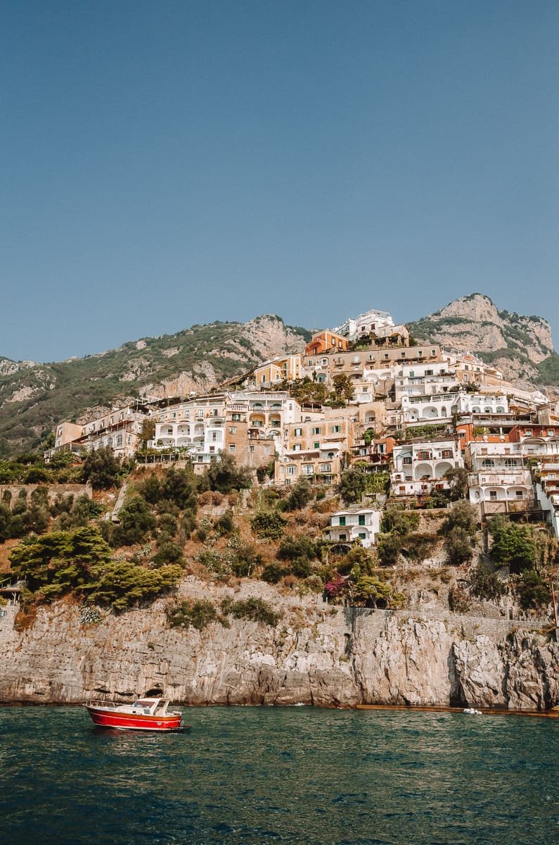 Maisons à Positano vues depuis le port