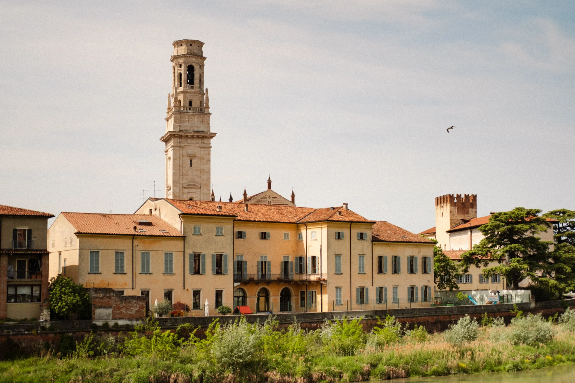 DSCF2760 Le Duomo vu des berges de l'Adige