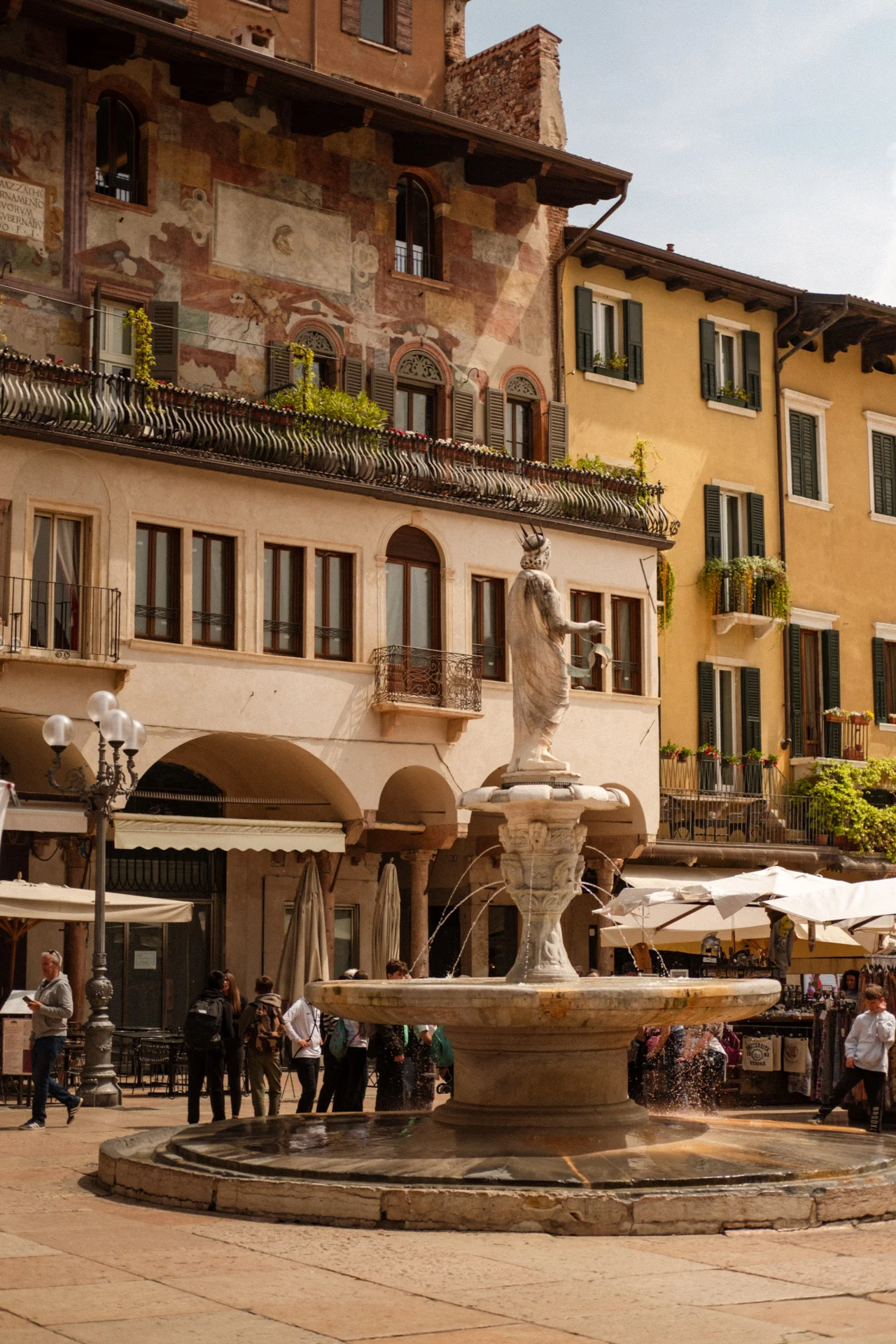 La fontaine Madonna Verona La fontaine Madonna Verona