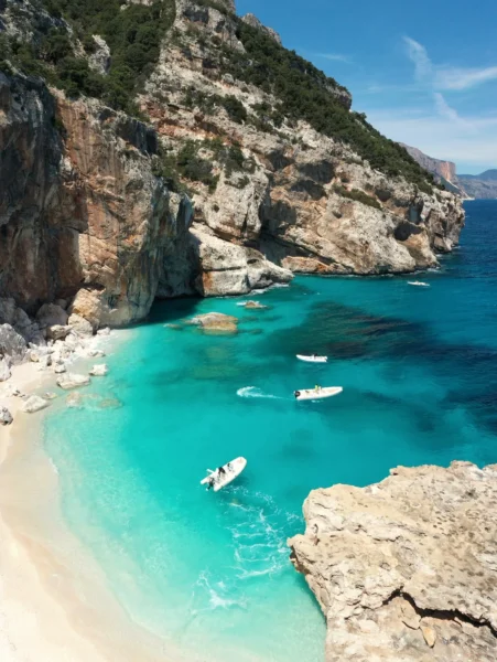 Sardinia Les plus belles destinations de la Méditerranée : la Sardaigne en Italie