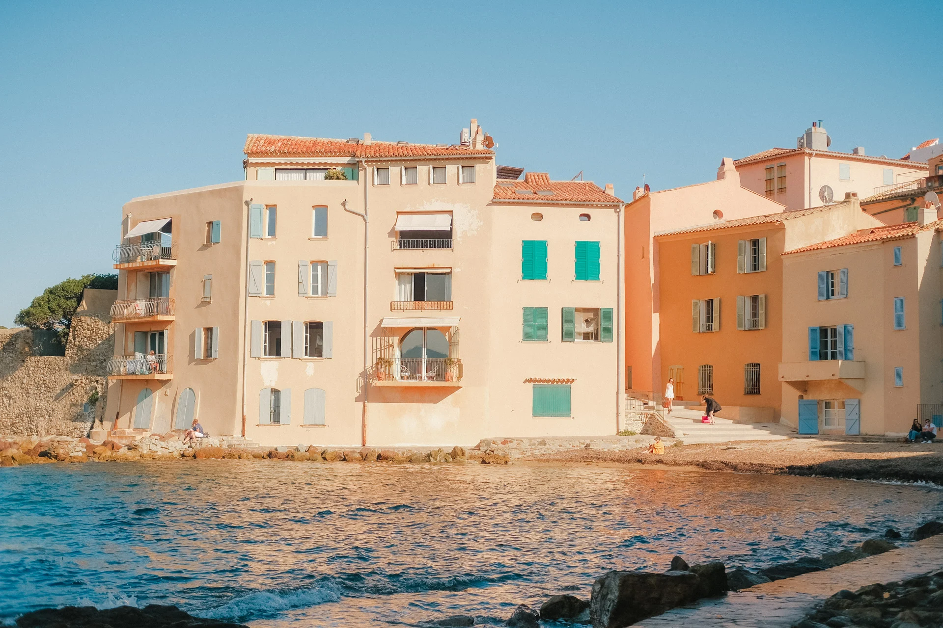 St Tropez Les plus belles destinations de la Méditerranée : St Tropez en France